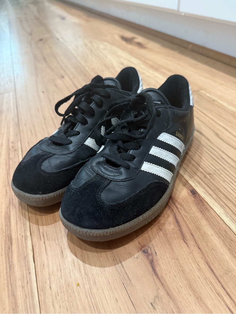 adidas Black Sambas